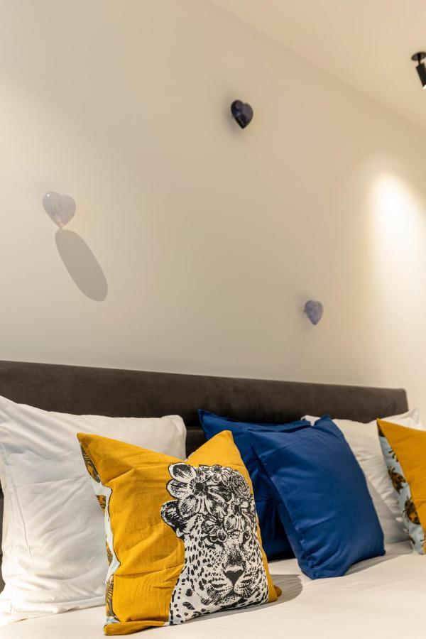 Vrijdagmarkt By Lit D'Art Apartment Антверпен Екстериор снимка